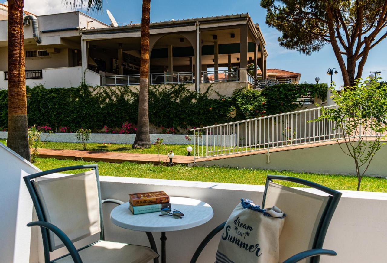 Denny'S Inn Kalamákion Dış mekan fotoğraf